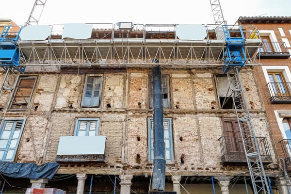 Reparación de fachadas en Noia